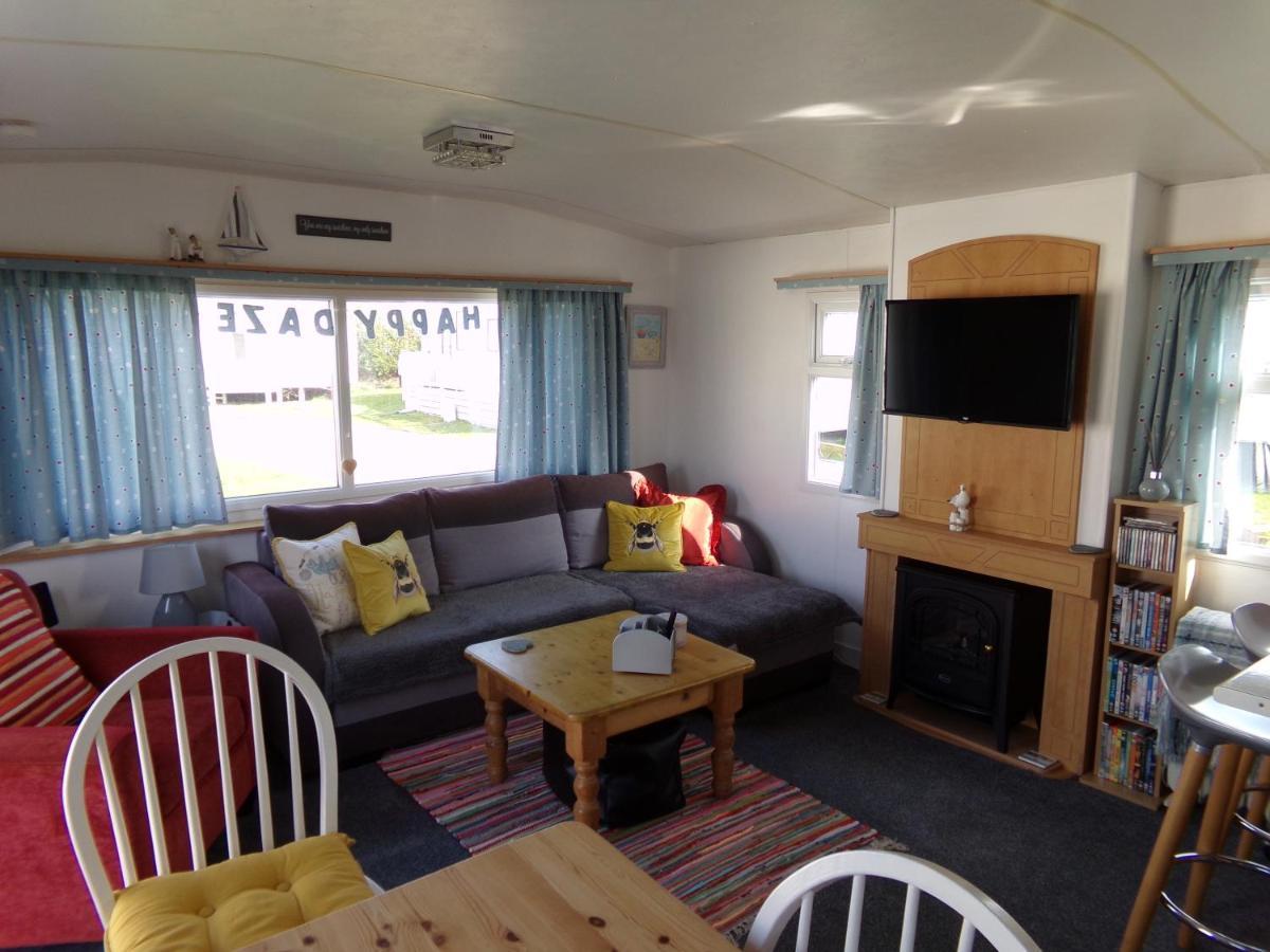 Happydaze Caravan Bacton  Buitenkant foto