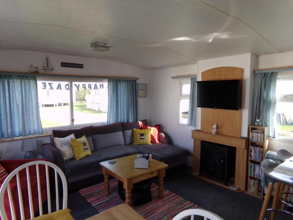 Happydaze Caravan Bacton  Buitenkant foto