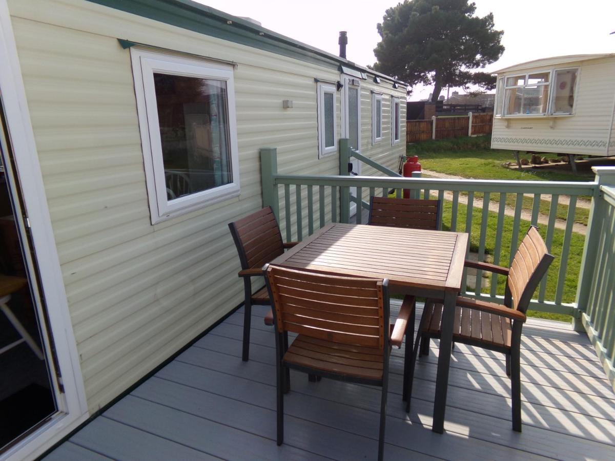 Happydaze Caravan Bacton  Buitenkant foto