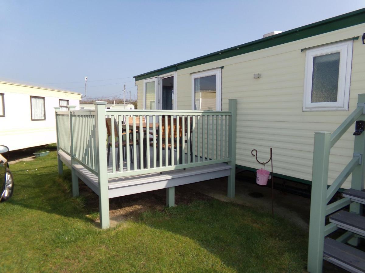 Happydaze Caravan Bacton  Buitenkant foto